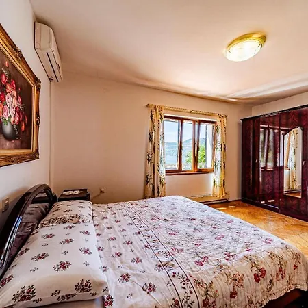 Drago Zrnovo Apartment Korcula Town